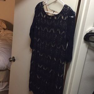 Cream/Navy dress. Size 14.